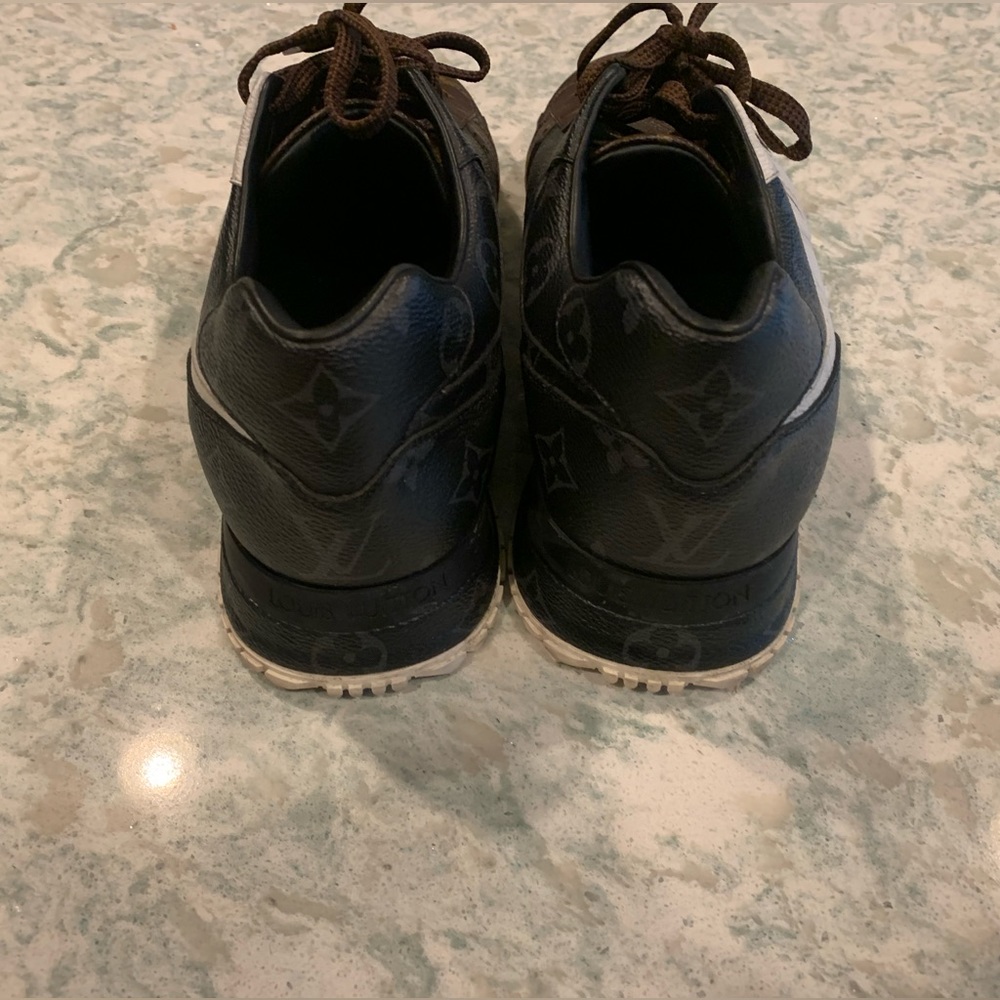 Louis Vuitton “Tri-Color” Run Away sneaker. - Picture 5 of 7
